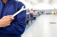 Oil Change Special ! $5 off Call 512 807-4178